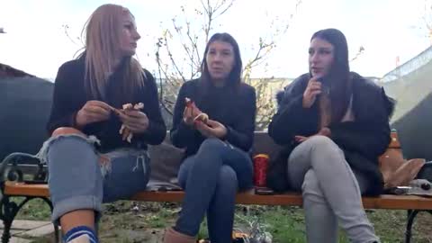 My name is Maya Lush is activeThere are legends that in this room all your wishes can come true  Private is Open online show from 11/13/25, 07:18