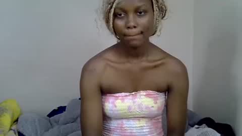 Tashy online show from 11/03/25, 02:24