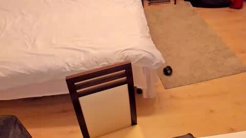 Snapshot of squirt_kimmm chatting on 11/14/25, 04:55 Kim online show from 11/14/25, 04:55