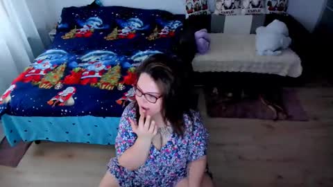 Snapshot of squirt_kimmm chatting on 11/27/25, 09:44 Kim online show from 11/27/25, 09:44