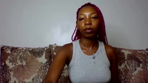 Snapshot of squirt_natural chatting on 02/01/26, 02:26 Bunny online show from 02/01/26, 02:26