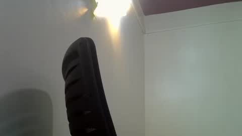 Snapshot of squirtebony chatting on 12/13/24, 09:24 slutty online show from 12/13/24, 09:24