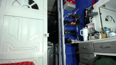 squirter_girl69 online show from 04/24/26, 05:54