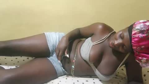 squirtypussie online show from 04/19/26, 06:21