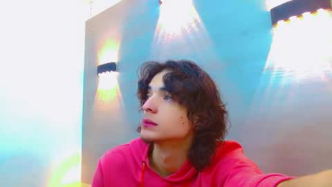 ethan online show from 10/01/25, 01:50