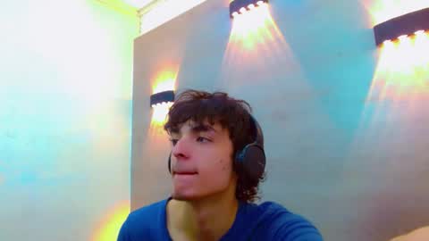 ethan online show from 12/05/25, 02:14