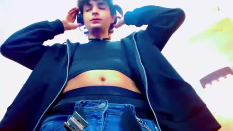 ethan online show from 12/22/25, 02:58