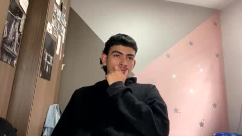 Snapshot of srcejotas chatting on 12/30/24, 05:13 sorry mom online show from 12/30/24, 05:13