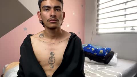 Snapshot of srcejotas chatting on 01/20/25, 07:57 sorry mom online show from 01/20/25, 07:57