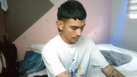 Snapshot of srcejotas chatting on 02/03/25, 08:24 sorry mom online show from 02/03/25, 08:24