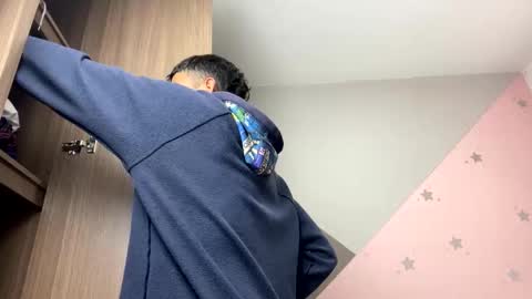 Snapshot of srcejotas chatting on 02/13/25, 06:48 sorry mom online show from 02/13/25, 06:48