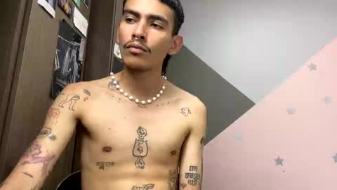 Snapshot of srcejotas chatting on 02/13/25, 10:00 sorry mom online show from 02/13/25, 10:00