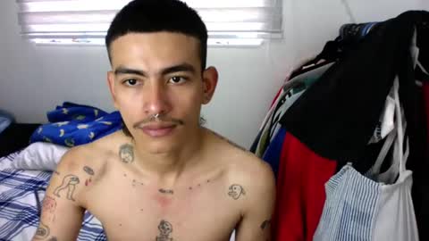 Snapshot of srcejotas chatting on 09/15/25, 03:12 sorry mom online show from 09/15/25, 03:12