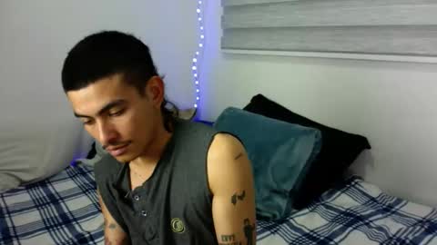 Snapshot of srcejotas chatting on 09/18/25, 11:29 sorry mom online show from 09/18/25, 11:29