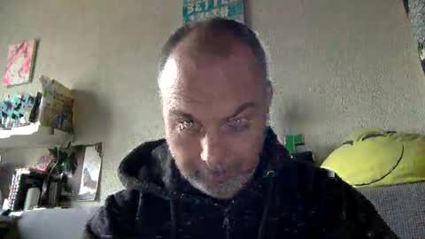 Snapshot of srekos38 chatting on 01/30/25, 02:25 srekos38 online show from 01/30/25, 02:25