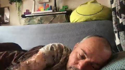 Snapshot of srekos38 chatting on 10/09/25, 08:01 srekos38 online show from 10/09/25, 08:01