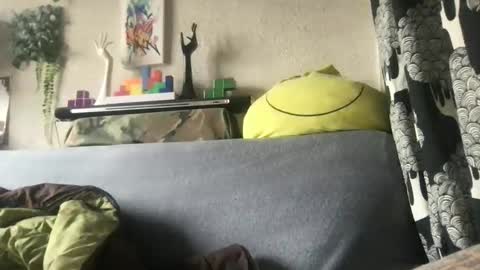 Snapshot of srekos38 chatting on 11/25/25, 11:21 srekos38 online show from 11/25/25, 11:21