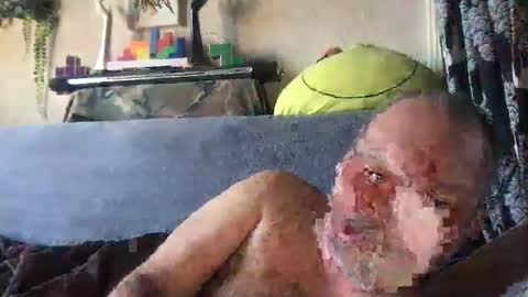 srekos38 online show from 04/05/26, 06:32