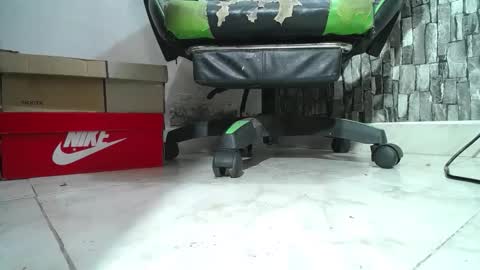 sr master cum its my old account online show from 02/08/26, 03:32