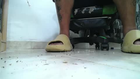 sr master cum its my old account online show from 04/14/26, 05:57