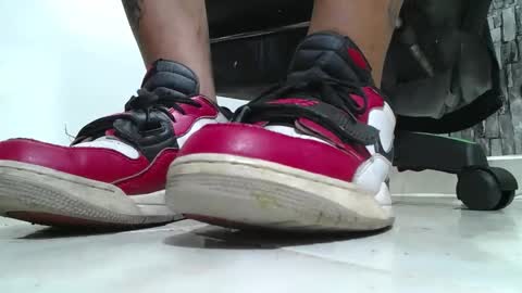 sr master cum its my old account online show from 04/19/26, 06:10