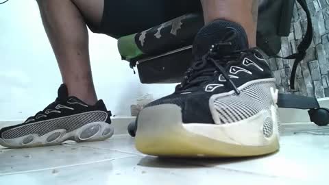 sr master cum its my old account online show from 04/21/26, 03:13