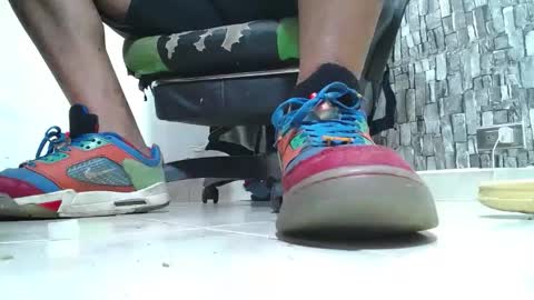 sr master cum its my old account online show from 04/21/26, 05:17