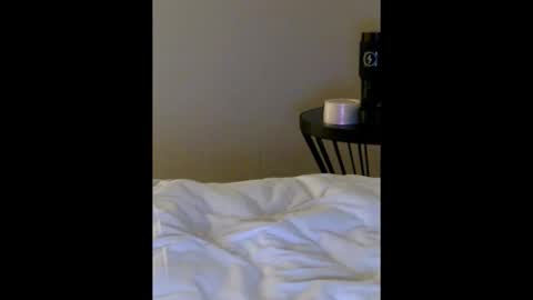 Snapshot of sroberts2269 chatting on 11/22/25, 02:43 sroberts2269 online show from 11/22/25, 02:43