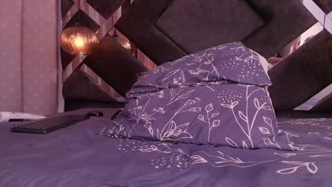 samantha online show from 02/08/25, 10:19