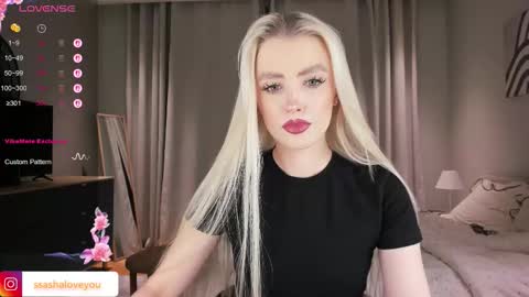 Alexandra online show from 11/14/25, 09:46