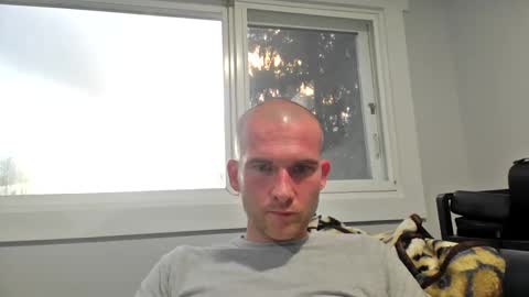 Snapshot of sscccooottt chatting on 10/27/25, 12:47 sscccooottt online show from 10/27/25, 12:47