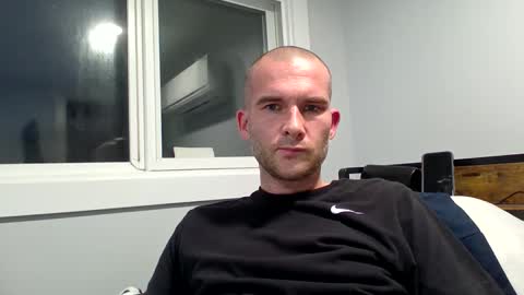 Snapshot of sscccooottt chatting on 10/29/25, 01:19 sscccooottt online show from 10/29/25, 01:19