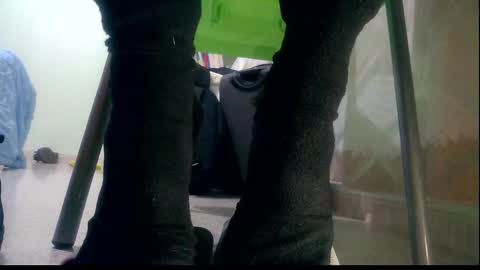 ssenzo online show from 01/17/25, 08:22