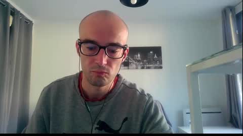 ssenzo online show from 09/28/25, 07:14