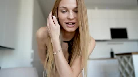 Scarlett online show from 04/04/26, 07:06