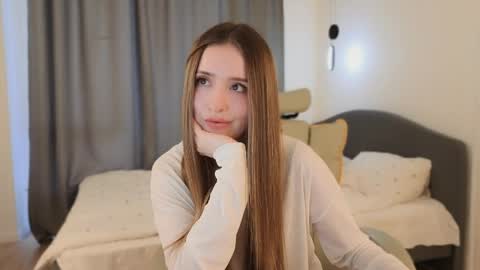 Chloe online show from 06/05/26, 07:03