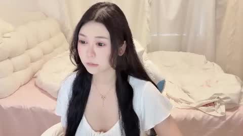 Snapshot of ssweet_aurora chatting on 06/28/26, 11:55 Aurora online show from 06/28/26, 11:55