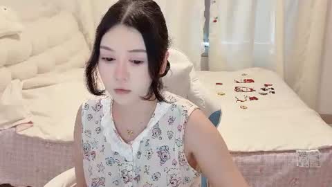 Snapshot of ssweet_aurora chatting on 07/27/26, 01:12 Aurora online show from 07/27/26, 01:12