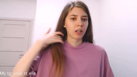 Snapshot of st_ella chatting on 02/28/26, 03:24 Ella online show from 02/28/26, 03:24