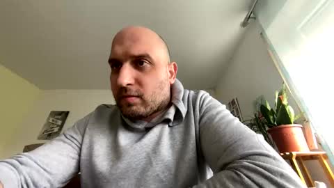 Snapshot of sta13 chatting on 03/29/26, 12:38 sta13 online show from 03/29/26, 12:38