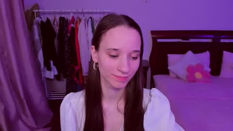 Snapshot of staceycutie chatting on 02/10/26, 05:17 StaceyCutie online show from 02/10/26, 05:17