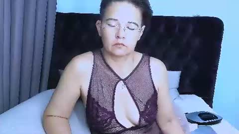 staceydarling online show from 07/08/26, 09:14