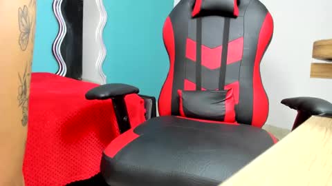 stacy_bloom10 online show from 02/14/25, 06:29