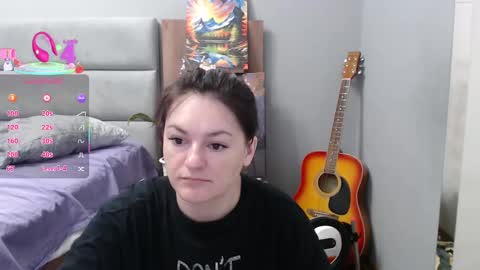 Snapshot of stacy_davise chatting on 02/23/25, 08:28 STACY online show from 02/23/25, 08:28