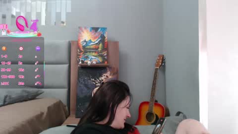 Snapshot of stacy_davise chatting on 03/04/25, 04:30 STACY online show from 03/04/25, 04:30