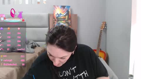 Snapshot of stacy_davise chatting on 03/06/25, 09:42 STACY online show from 03/06/25, 09:42