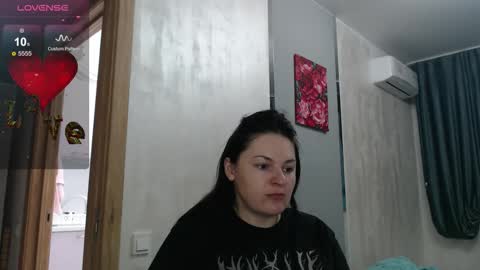 Snapshot of stacy_davise chatting on 10/10/25, 06:40 STACY online show from 10/10/25, 06:40