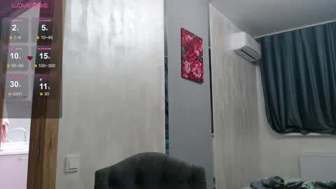 Snapshot of stacy_davise chatting on 10/12/25, 05:56 STACY online show from 10/12/25, 05:56