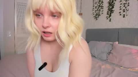 Snapshot of stacy_starrrr chatting on 06/26/26, 03:16 Stacy online show from 06/26/26, 03:16