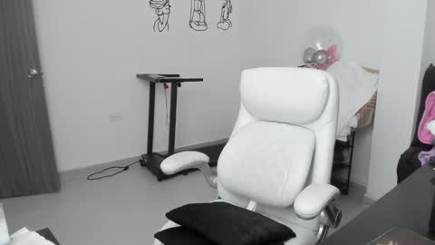 Zulma Yisset online show from 01/09/26, 02:25